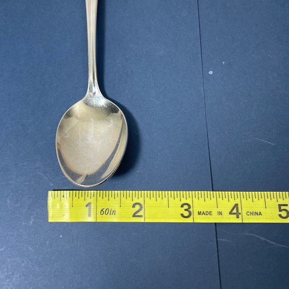 Vintage Oneida GALA IMPULSE Set of 4 Soup Spoons Stainless Flatware Silverware - Picture 6 of 6